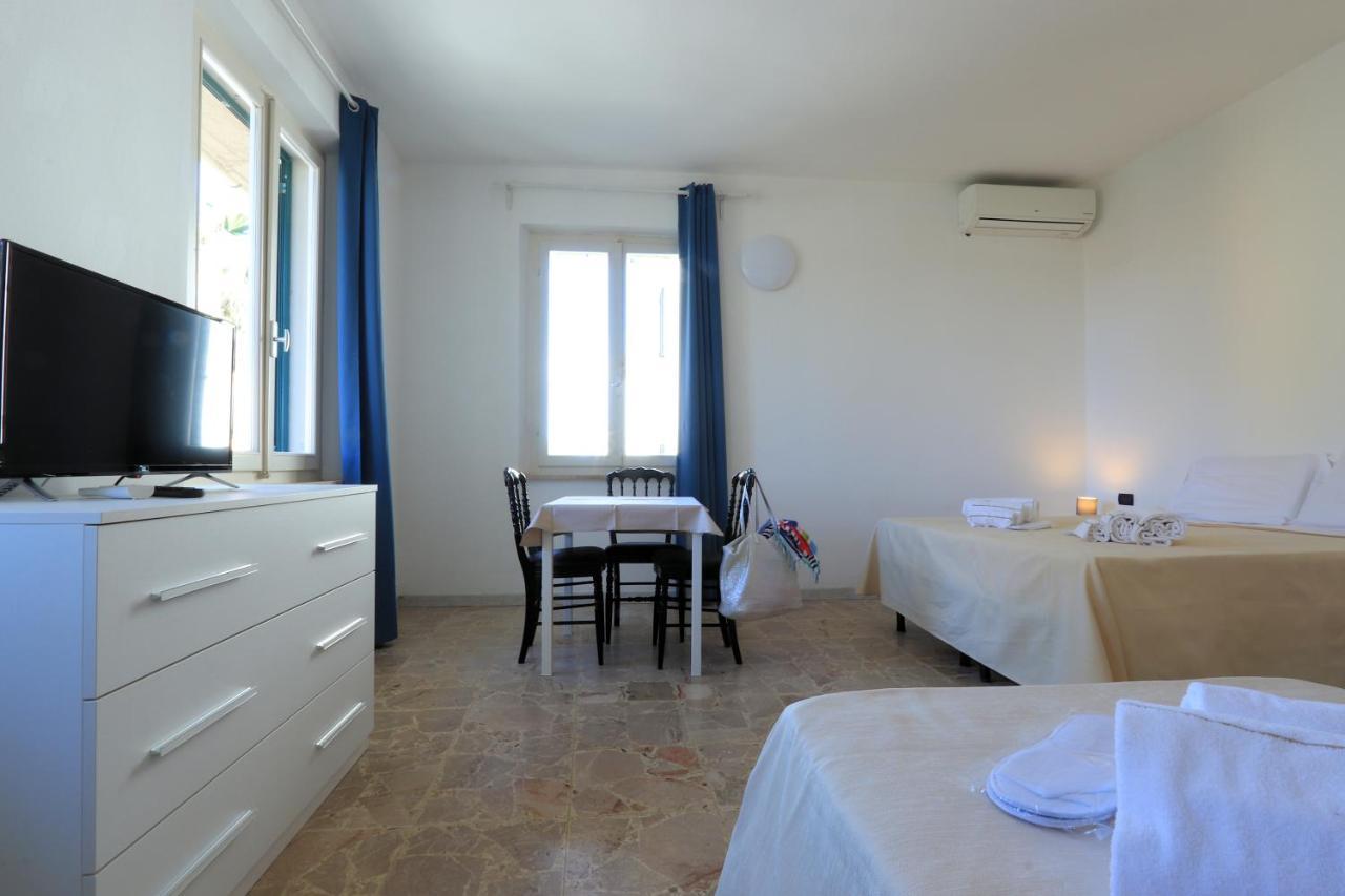 Guest house Bed & Parking Cecina