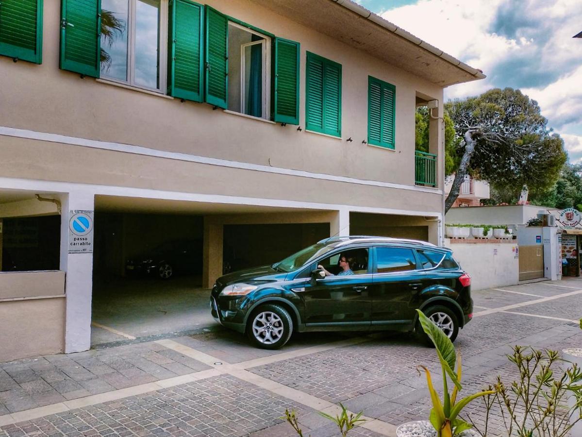 Bed & Parking Cecina
